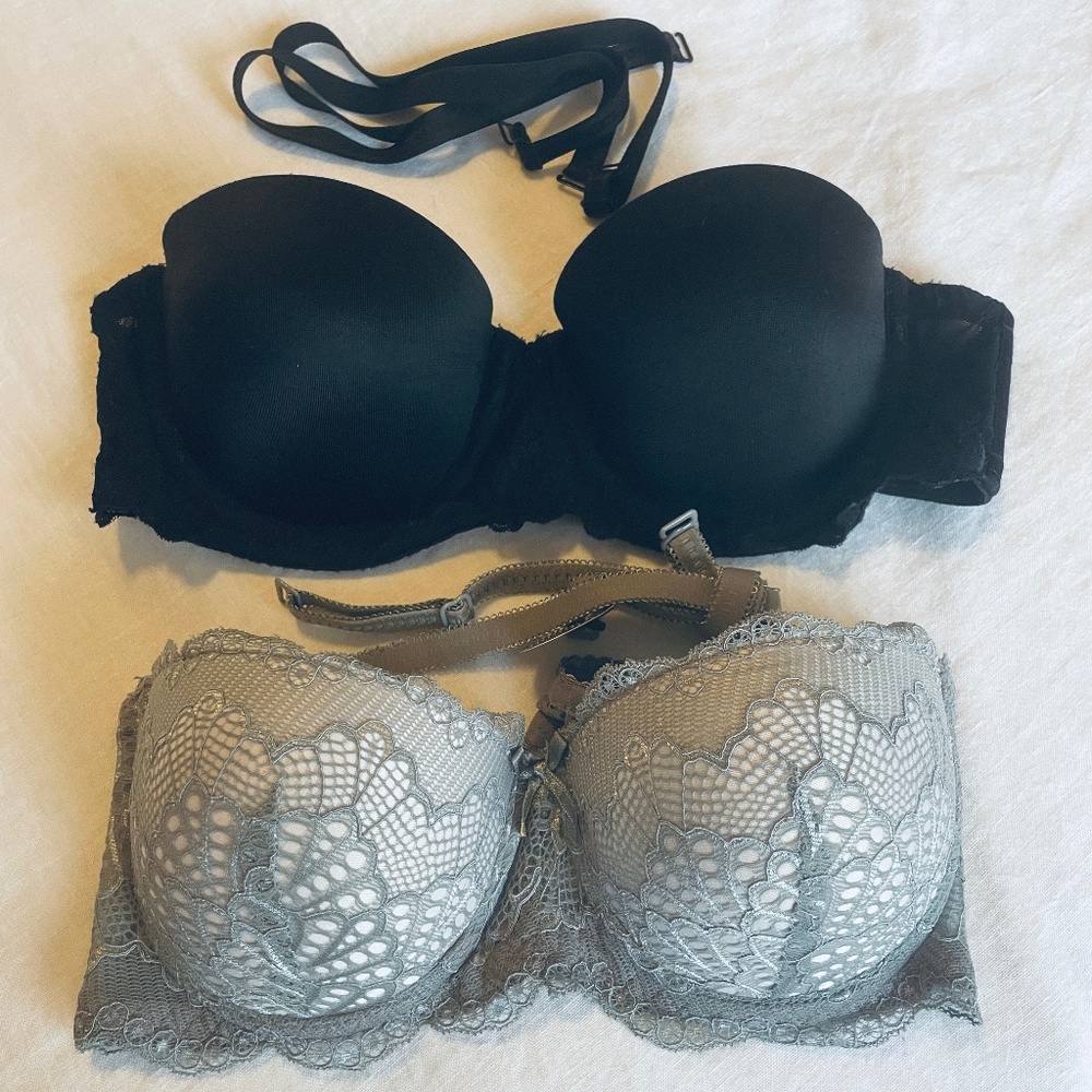 2 Strapless WonderBras: Grey Lace Extreme Push-Up & Black Convertible Bra,  32A